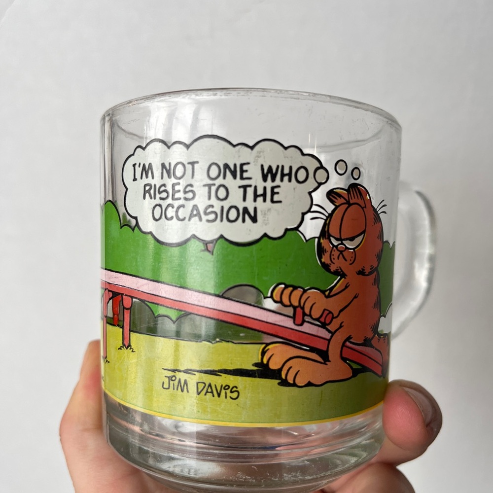 3/$30 🌟 VTG Garfield and Friends McDonalds Glass Mug - Picture 4 of 6
